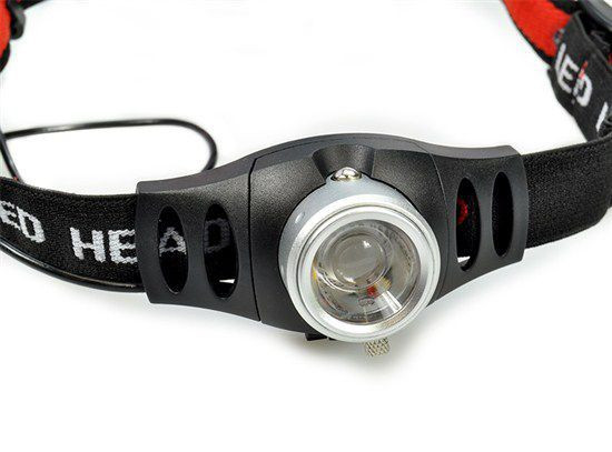Solight WH22 , LED stmívatelné čelovou svítilnu , fokus , 3x AAA